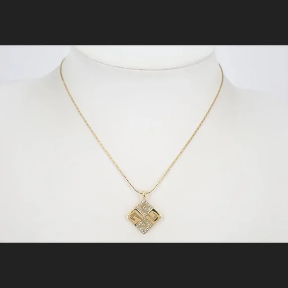 GIVENCHY ELegant Gold Pendant Necklace - Picture 3 of 3